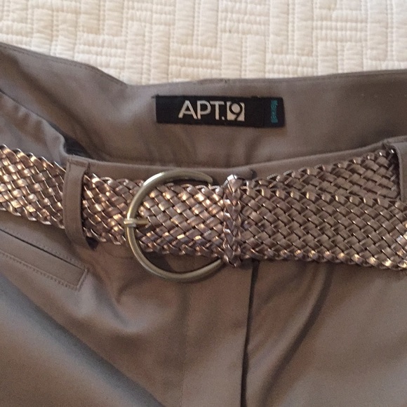 Capris - Picture 3 of 5